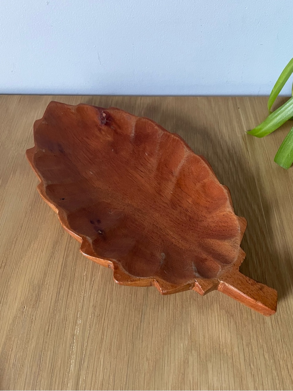 Vintage MCM Hand-Carved Wooden Leaf Tray MCM Catchall 11"
